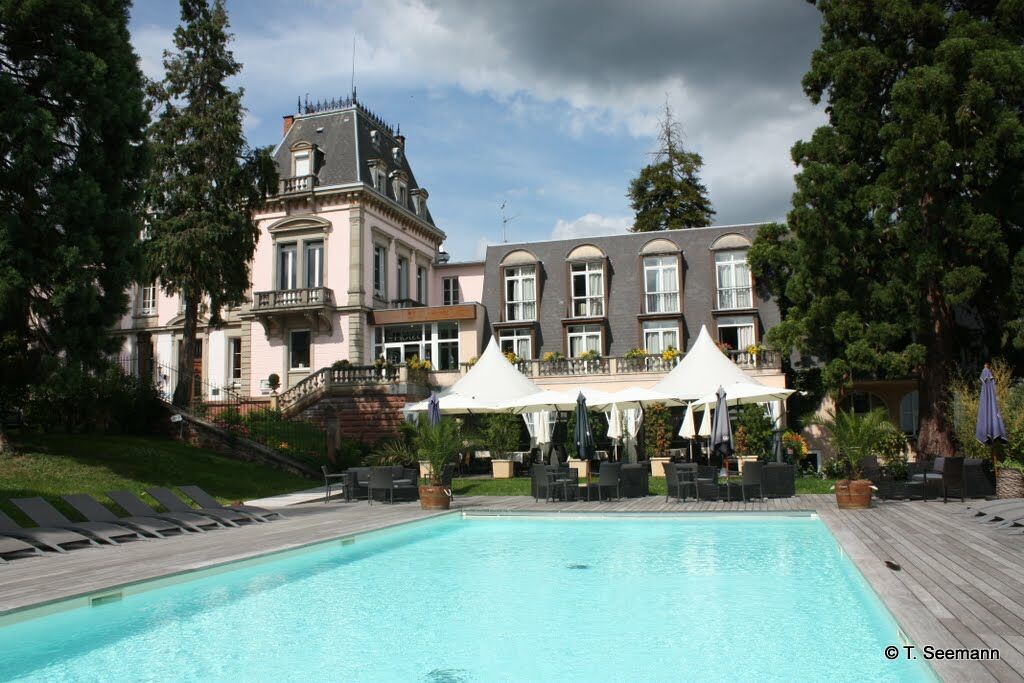 Le H - Hotel & Restaurant Barr Exterior foto